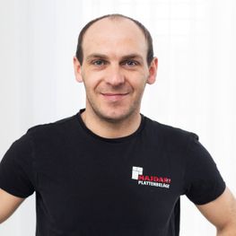 Hajdari Plattenbeläge - Istvan
